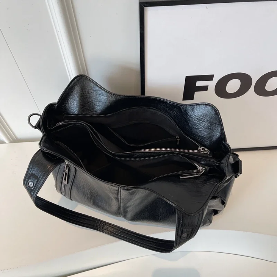 Ladies Handbag – Structured Design – Multiple Compartments – Metal Details – Hand/Shoulder Carryable