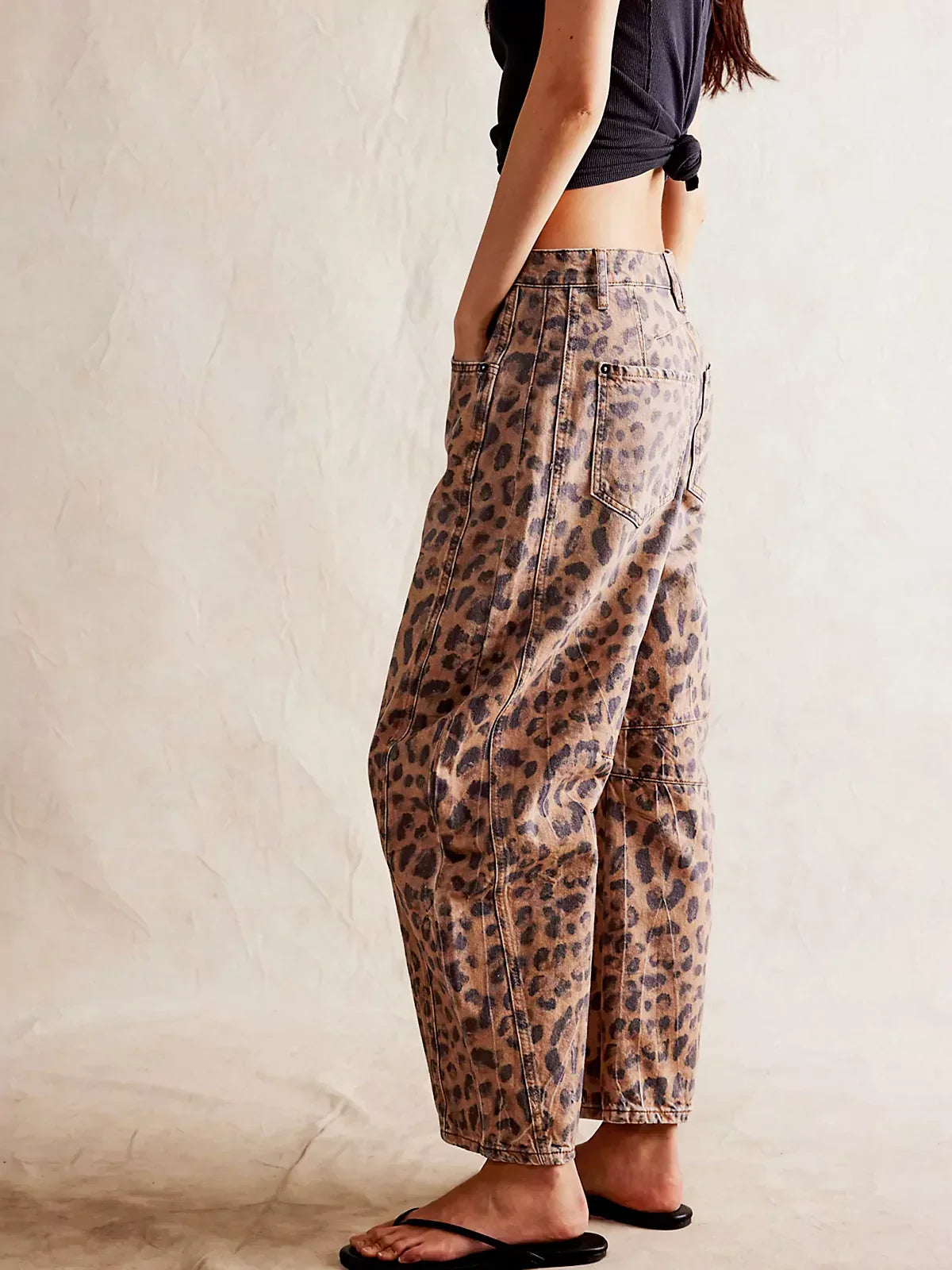 Ladies Pants - Wide Legs - High Waist - Comfortable Fit - Trendy Leopard Print
