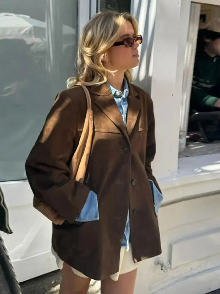 Retro artistic brown coat for ladies - casual with lapel collar