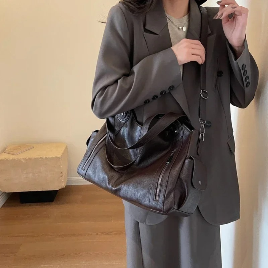 Ladies Handbag – Structured Design – Multiple Compartments – Metal Details – Hand/Shoulder Carryable