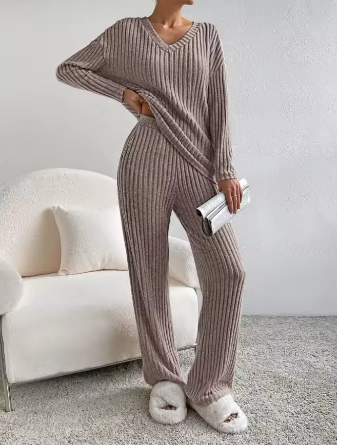 Women's Lounge Set – Ribbed – V-Neck – Wide Legs – Elastic Waist – Comfort Fit
