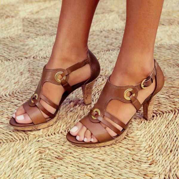 Ladies Sandals with Heel – Leather Straps – Open Toe – Chunky Heel – Metal Details