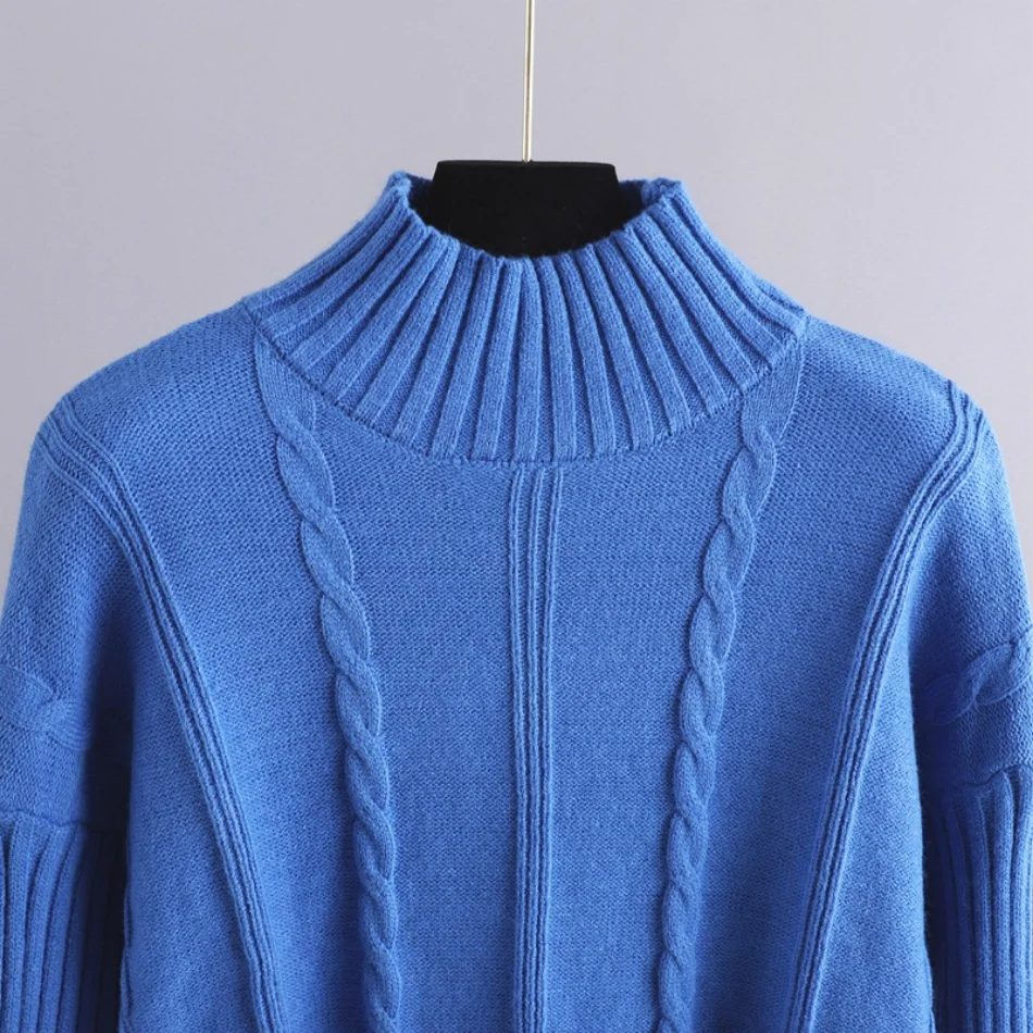 Women's Knitted Set - Chunky Turtleneck Sweater & Wide Pants - Comfortable Fit