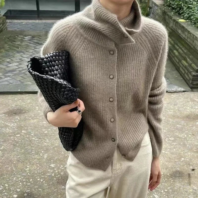 Evy | Classic Turtleneck Sweater For Women