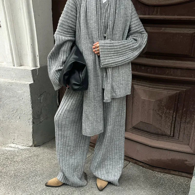 Women's Knit Set – Oversized Sweater & Wide Pants – Ribbed Texture – With Scarf