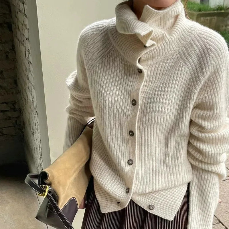 Evy | Classic Turtleneck Sweater For Women