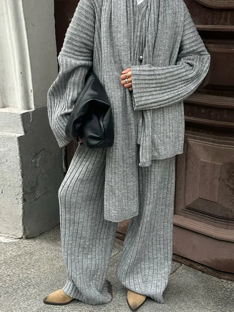 Women's Knit Set – Oversized Sweater & Wide Pants – Ribbed Texture – With Scarf