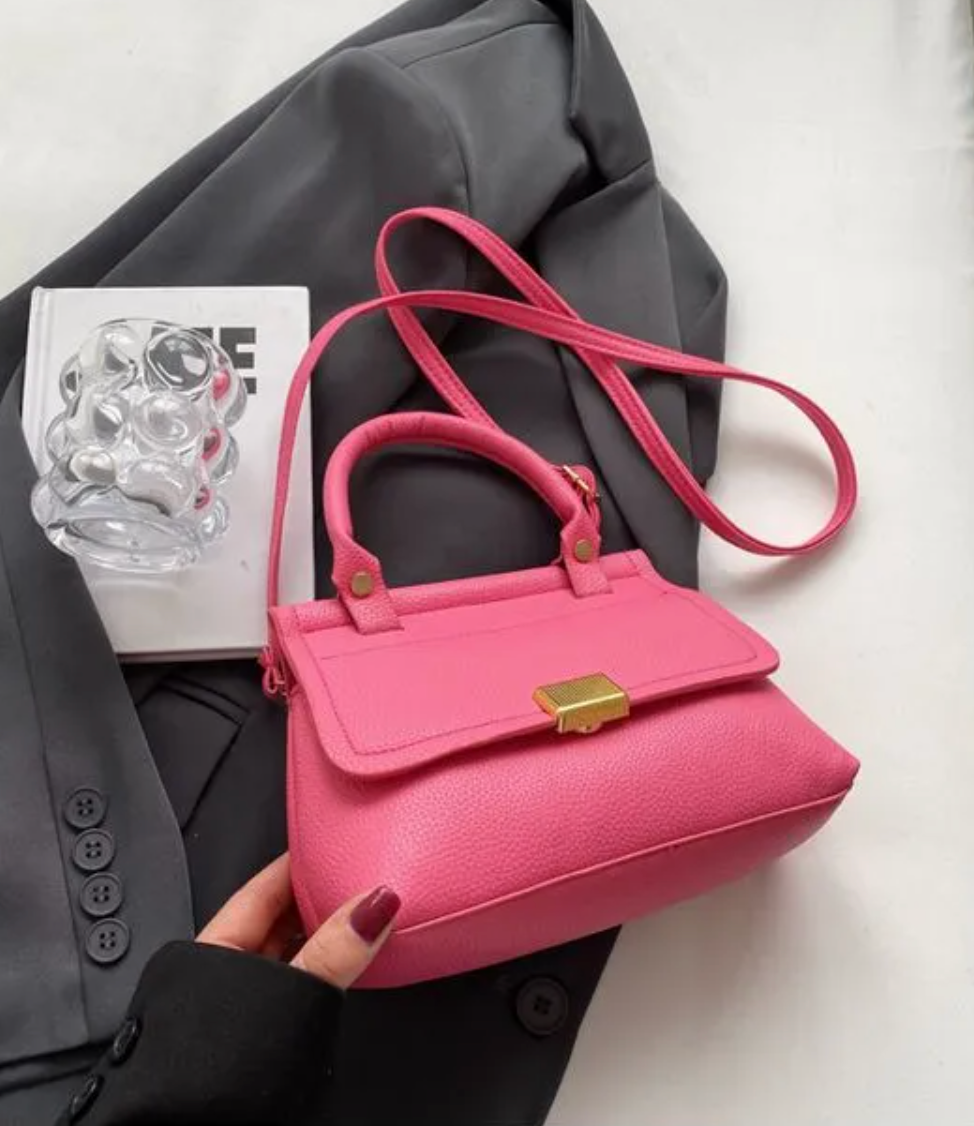 Women's Handbag – Structured Design – Adjustable Shoulder Strap – Elegant & Practical