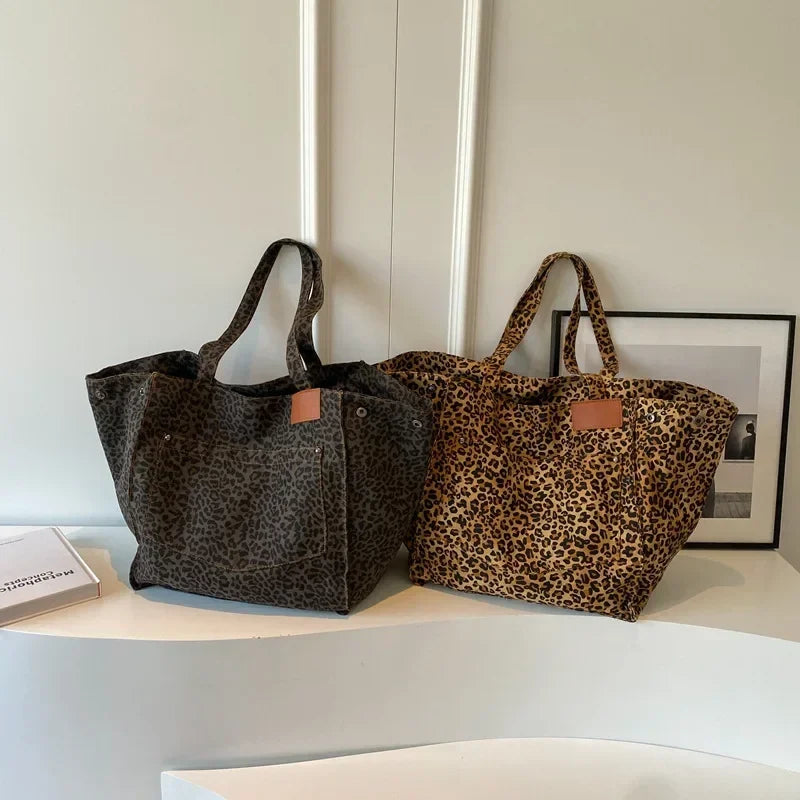 Ladies Shopper Bag - Roomy Model - Leopard Print - Canvas - Shoulder Handles