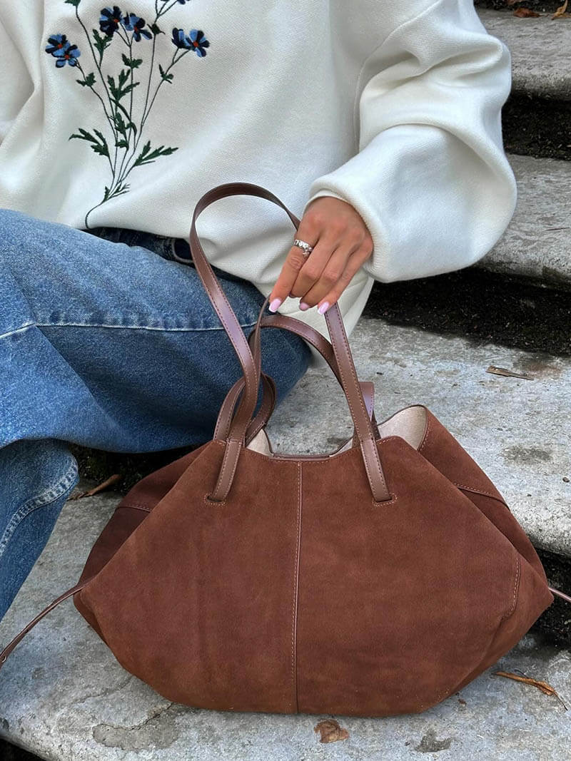 Women's Tote Bag – Suede Leather – Spacious Design – Minimalist – Shoulder Model
