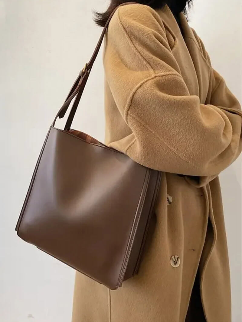 Leather women's shoulder bag - casual everyday bag