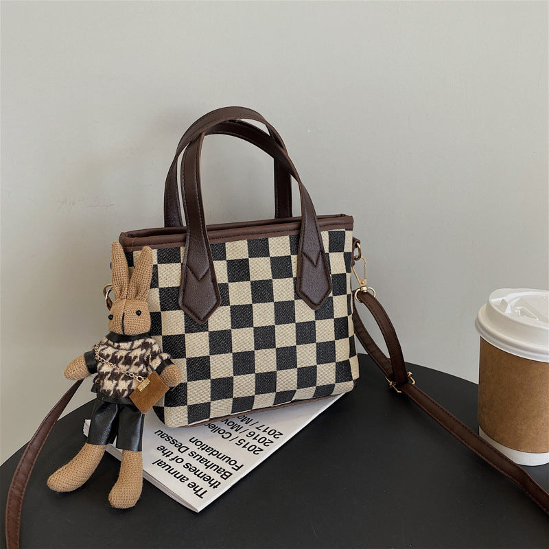 Ladies Handbag – Houndstooth Design – Adjustable Shoulder Strap – Stylish & Functional