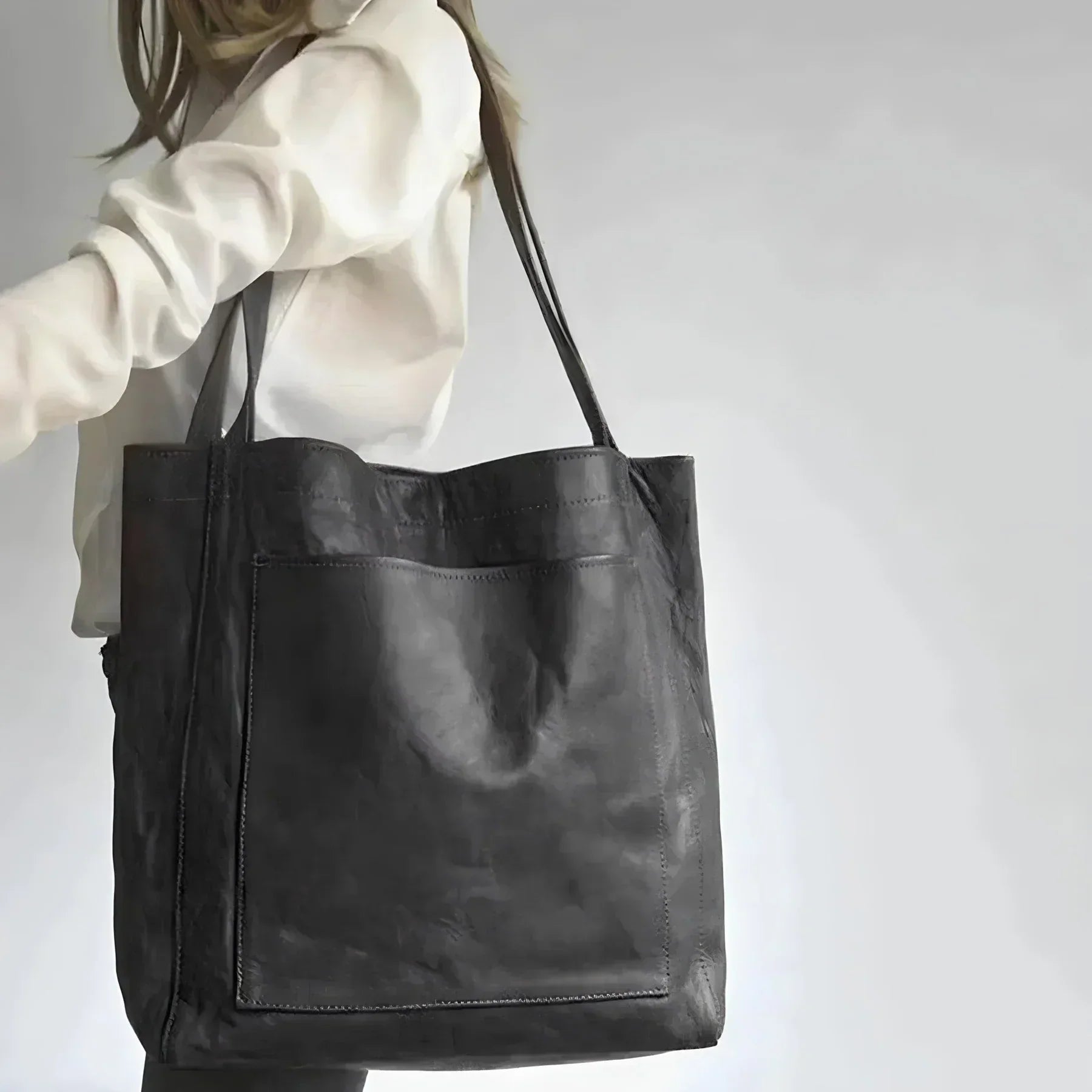 Leather tote bag - spacious women's handbag for daily use
